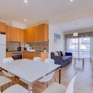 2br - Near The At Homesbyfc Apartamento